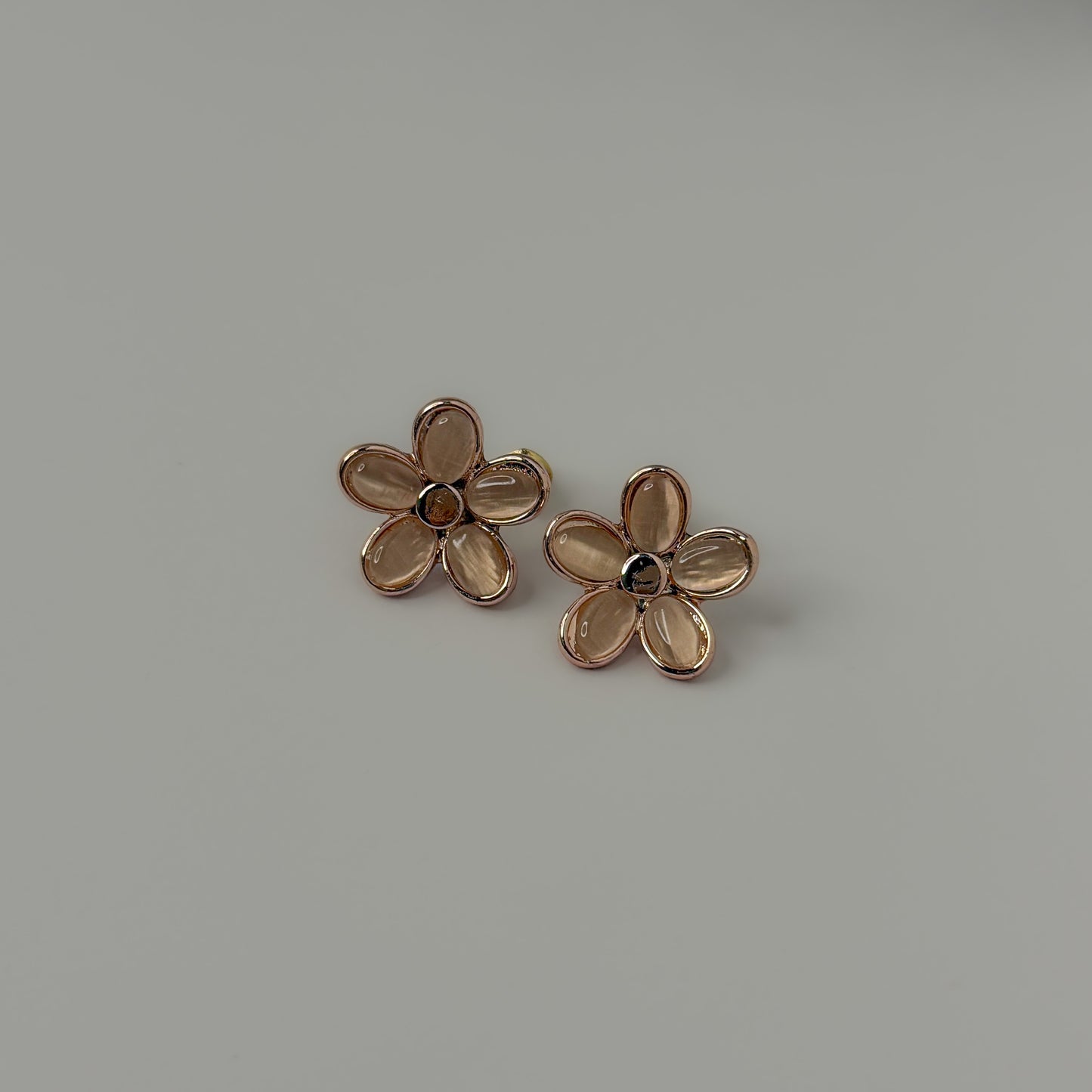 Korean Minimal Flower Earrings