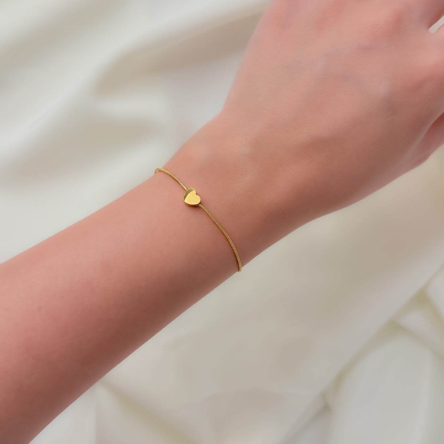 18K Gold Plated Dainty Heart Chain Bracelet