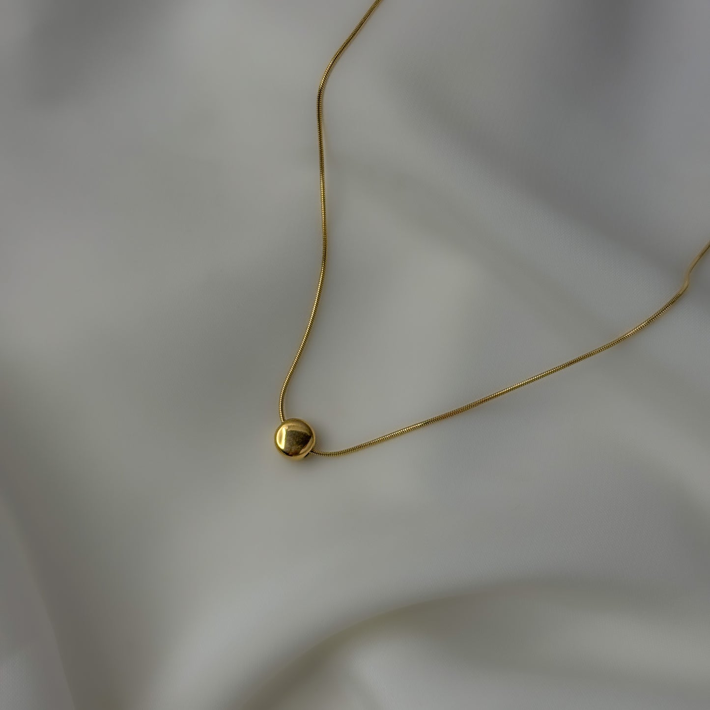 18K Gold Plated Minimal Circle Necklace