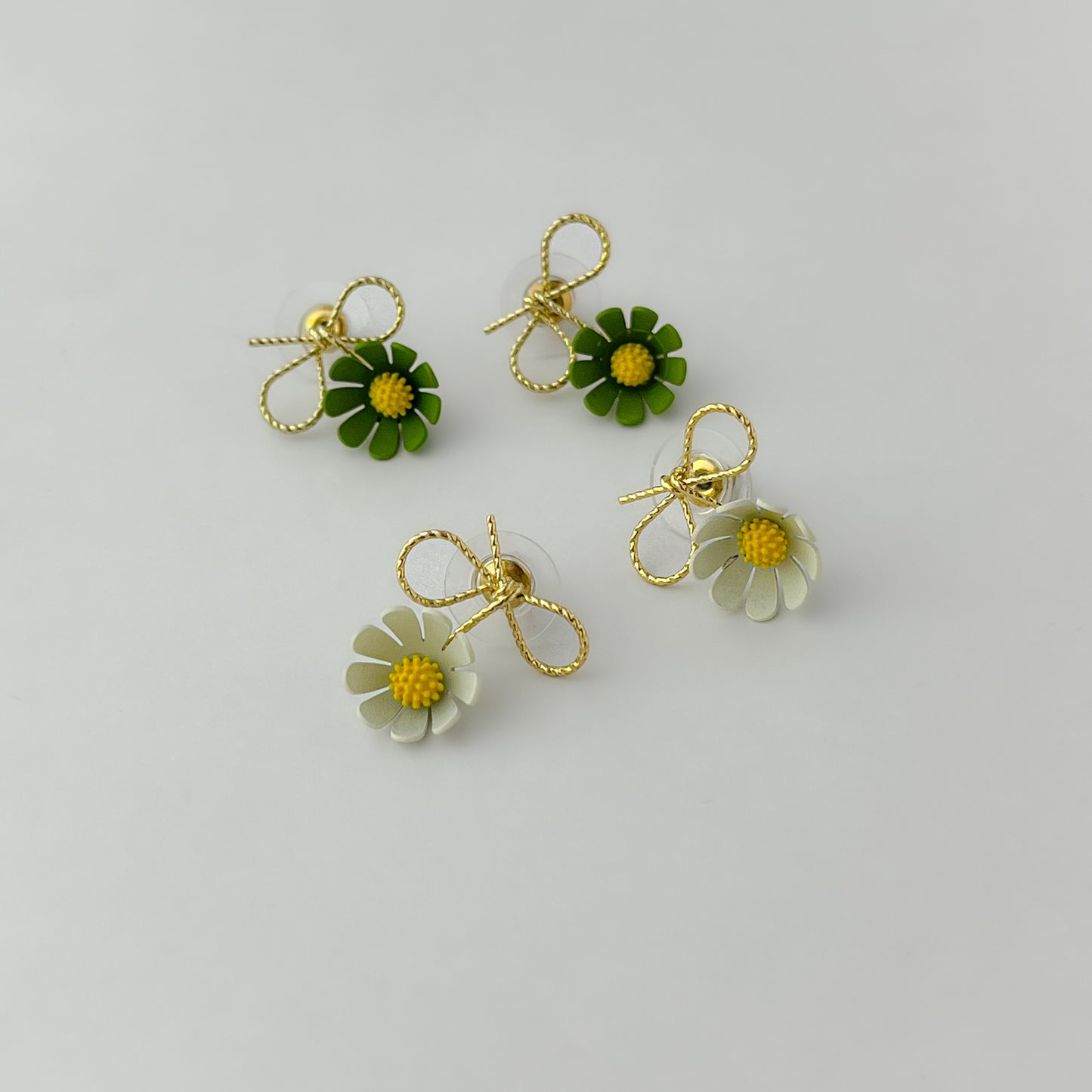 Cute Daisy Earrings