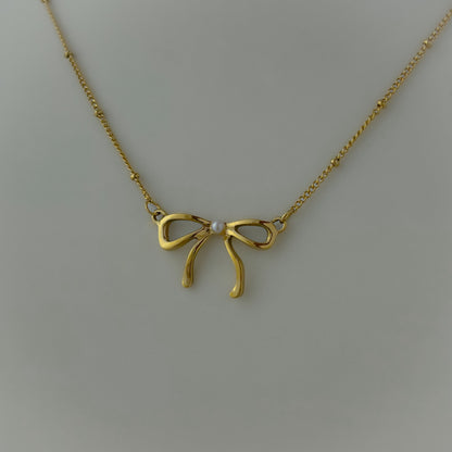 18K Gold Plated Minimal Pearly Bow Necklace