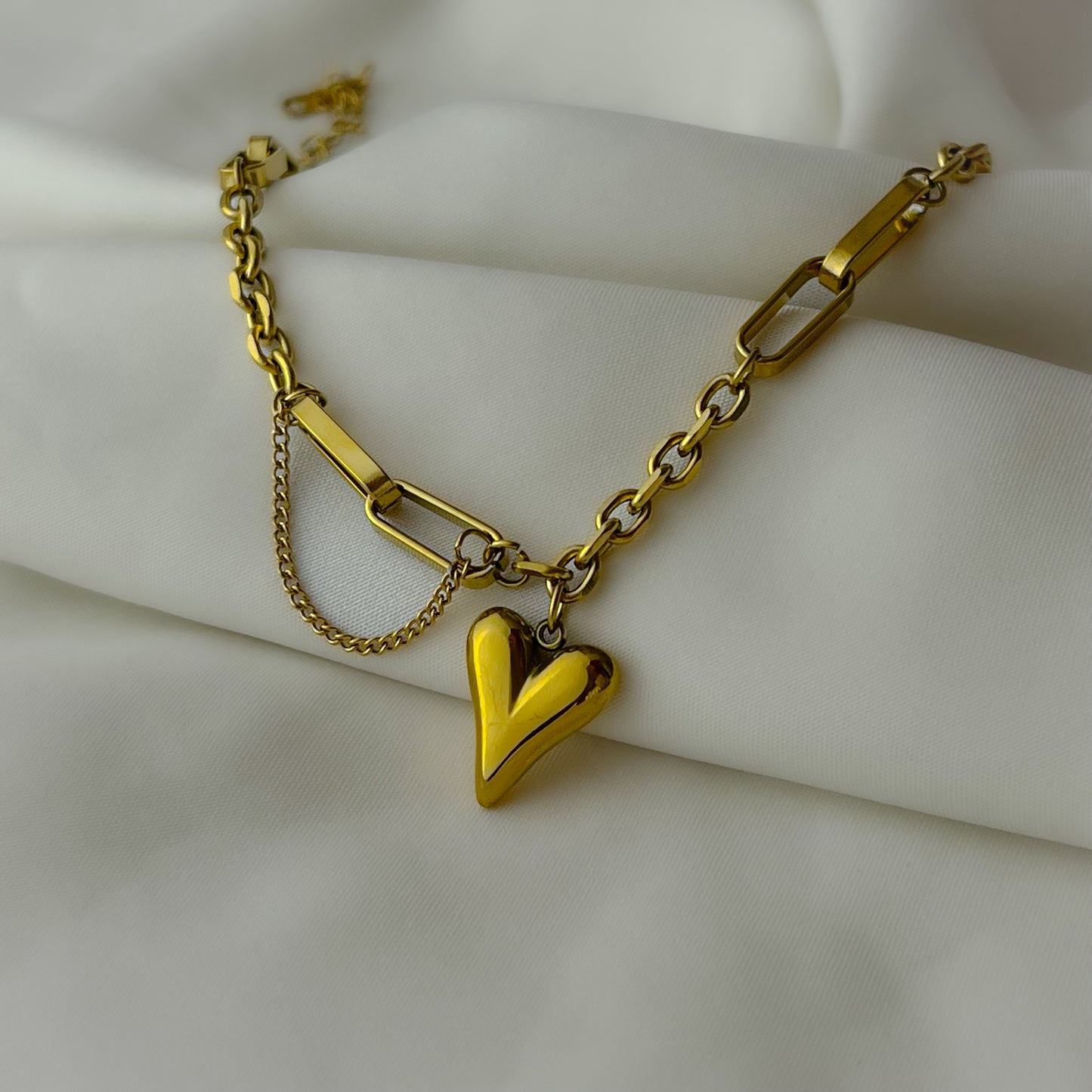 18K Gold Plated Linked Heart Bracelets