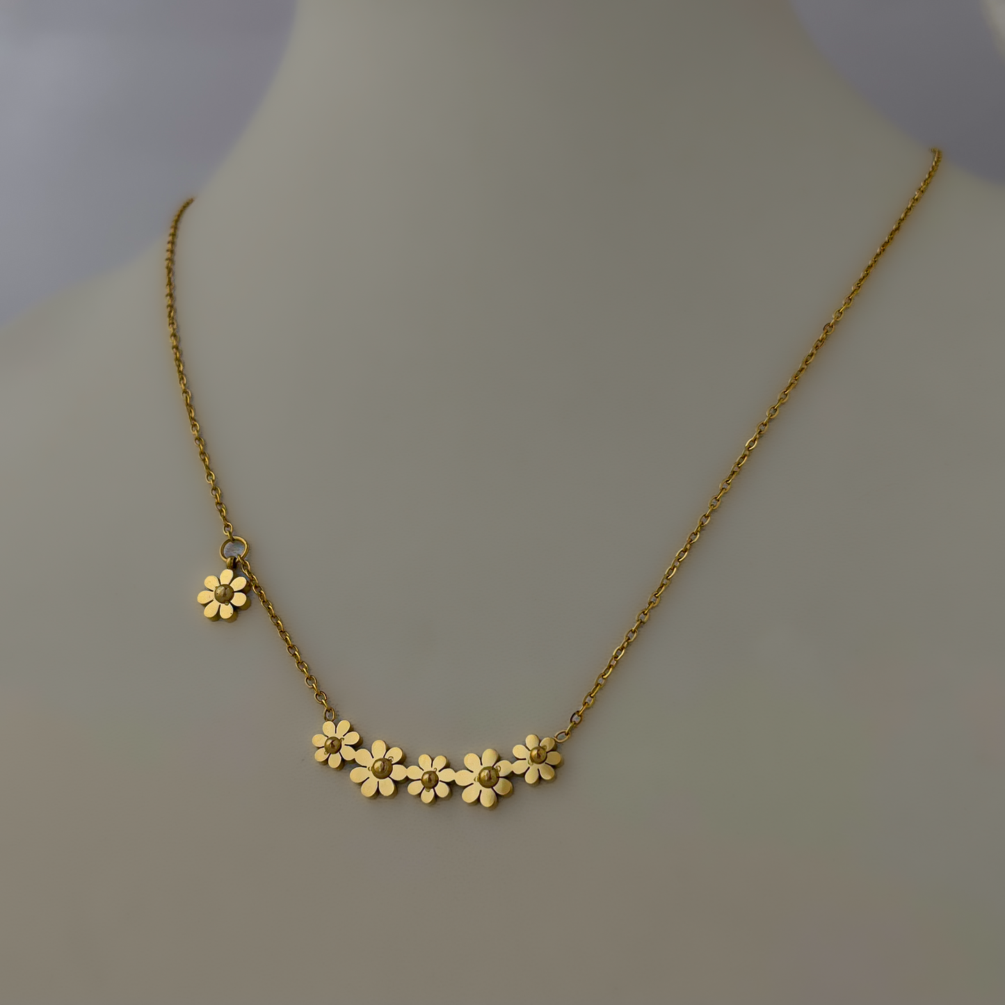 18K Gold Plated Daisy Necklace