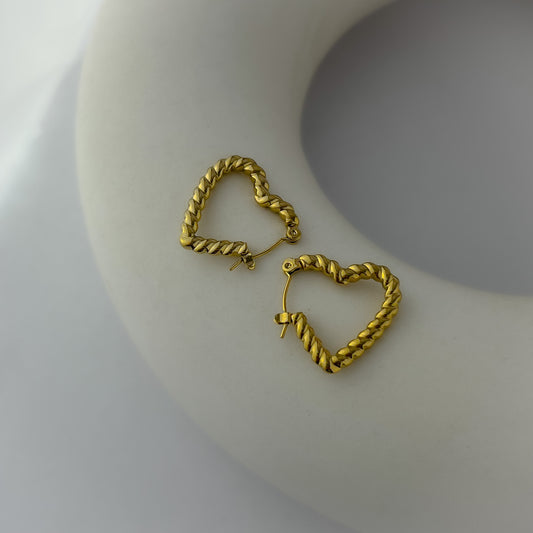 Stainless Steel Twisted Heart Hoops