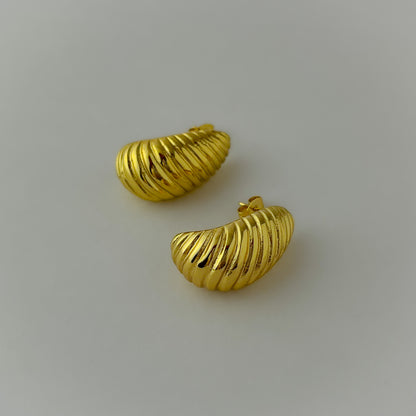 18K Gold Plated Ribbed Tear Drop Earrings