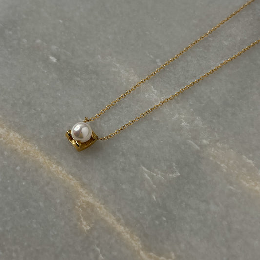 18K Gold Plated Minimal Pearl Necklace