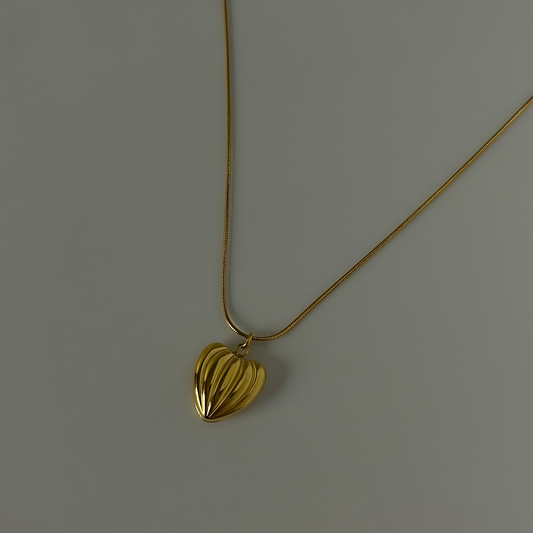 18K Gold Plated Vintage Heart Necklace