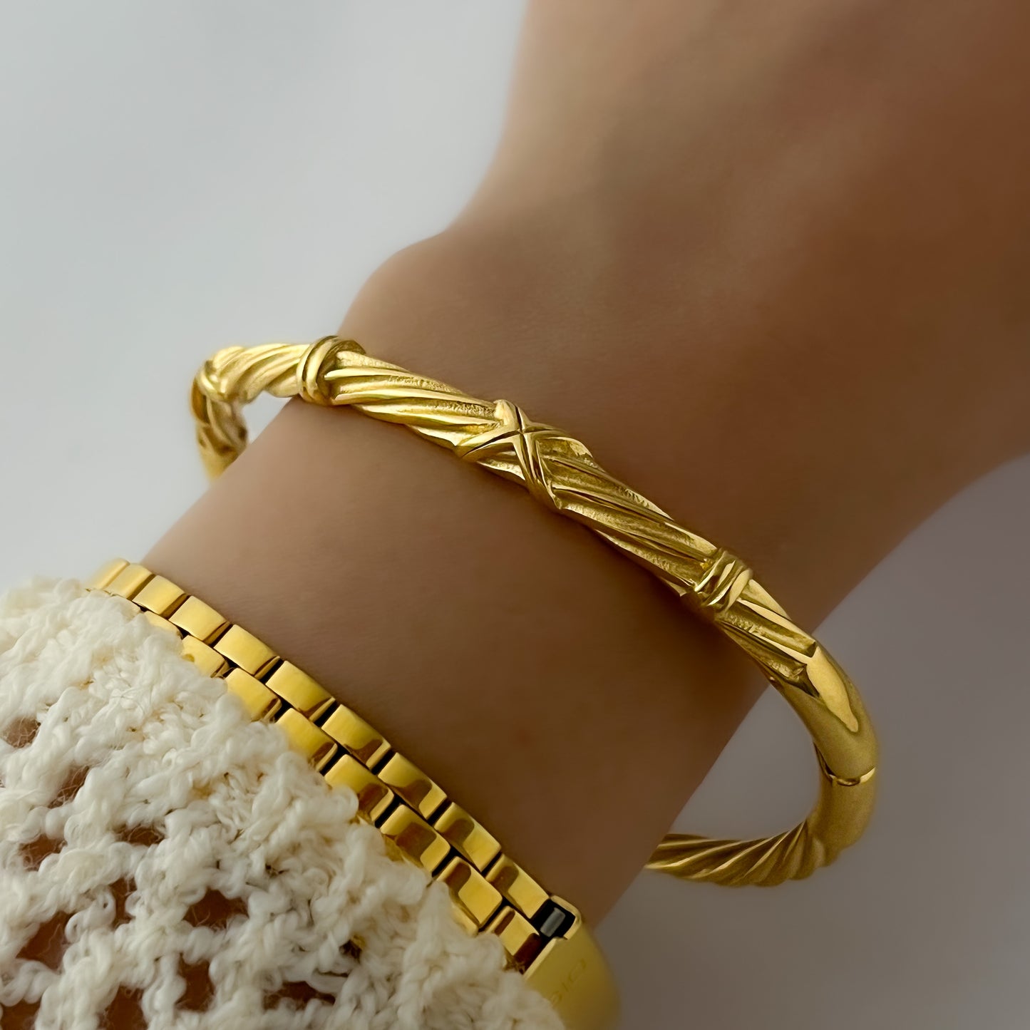 18K Gold Plated Vintage Wavy Bracelet