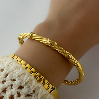 18K Gold Plated Vintage Wavy Bracelet