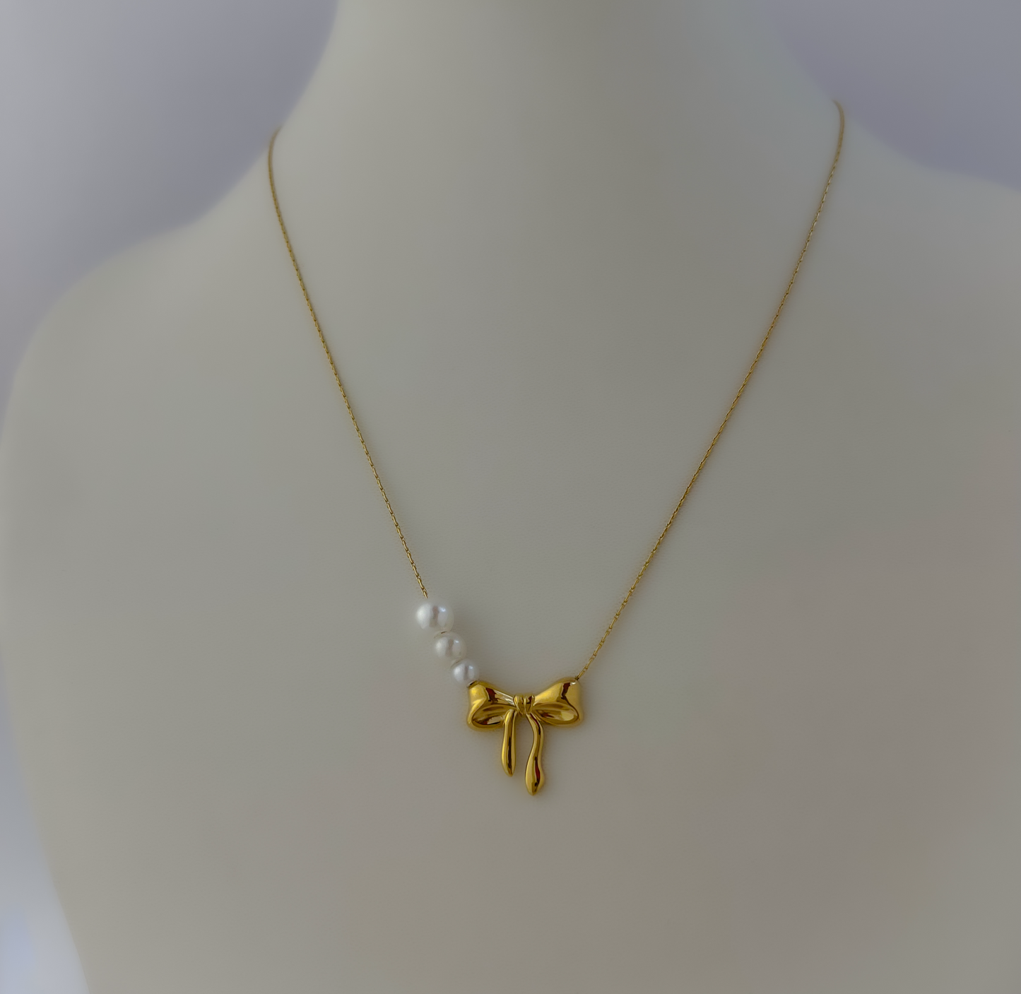 18K Gold Plated Pearly Pretty Bow Necklace