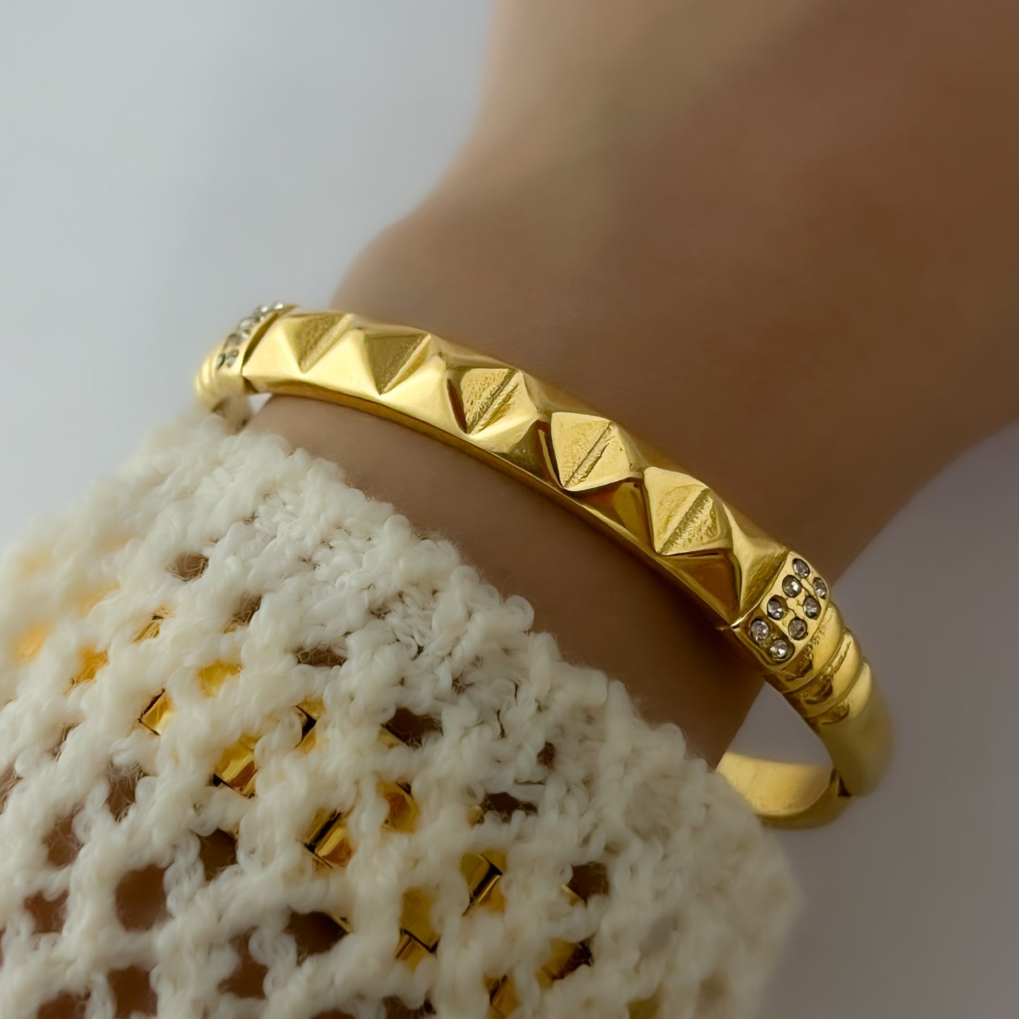 18 K Gold Plated Pyramid Bracelet