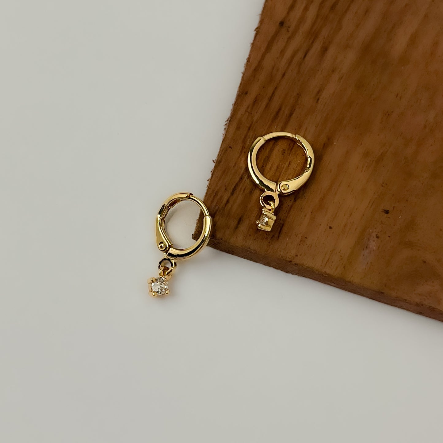 Minimal AD Stone Hoop Earrings