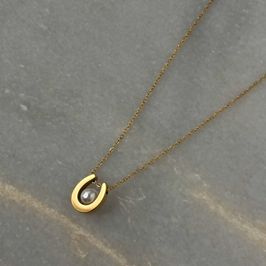 18K Gold Plated Horseshoe Necklace