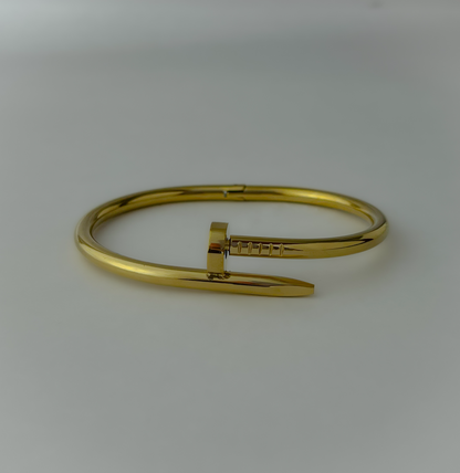 18K Gold Plated Luxury Nail Bracelet