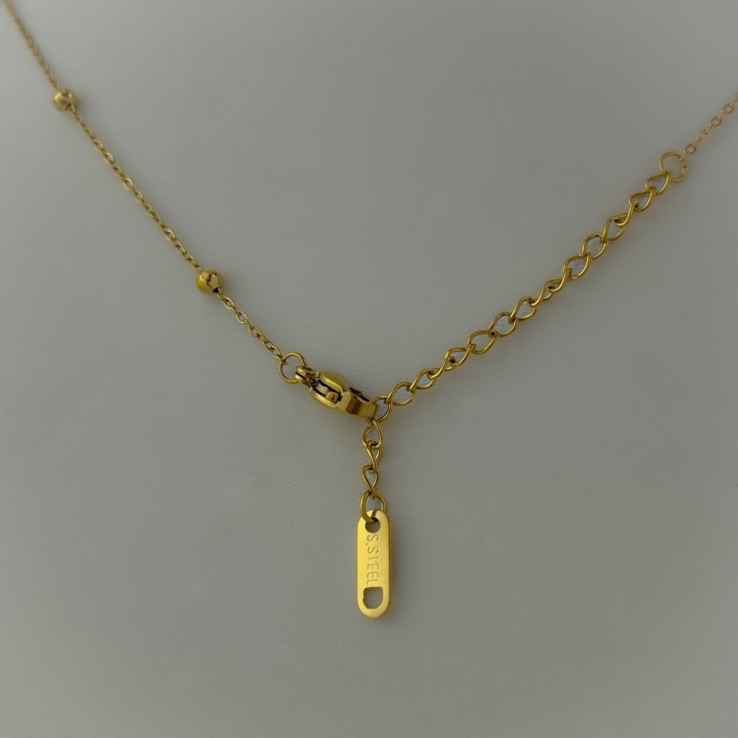 18k Gold Plated Minimal Bow Necklace