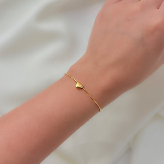 18K Gold Plated Minimal Tiny Heart Chain Bracelet