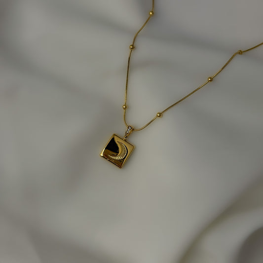 18K Gold Plated Half Moon Necklace