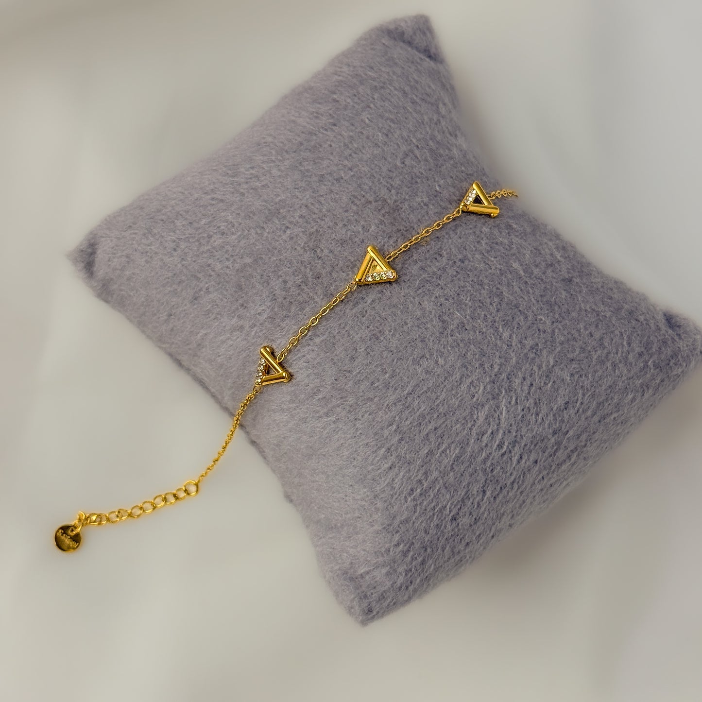 18K Gold Plated Pyramids Dainty Bracelet