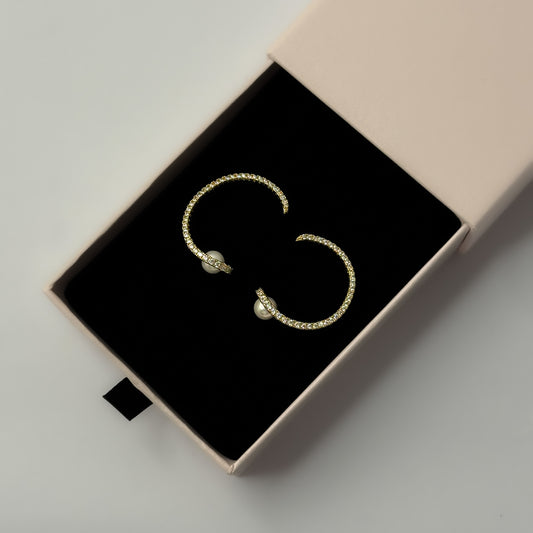 Premium 18K Gold Plated Pearl Sleek Earrings